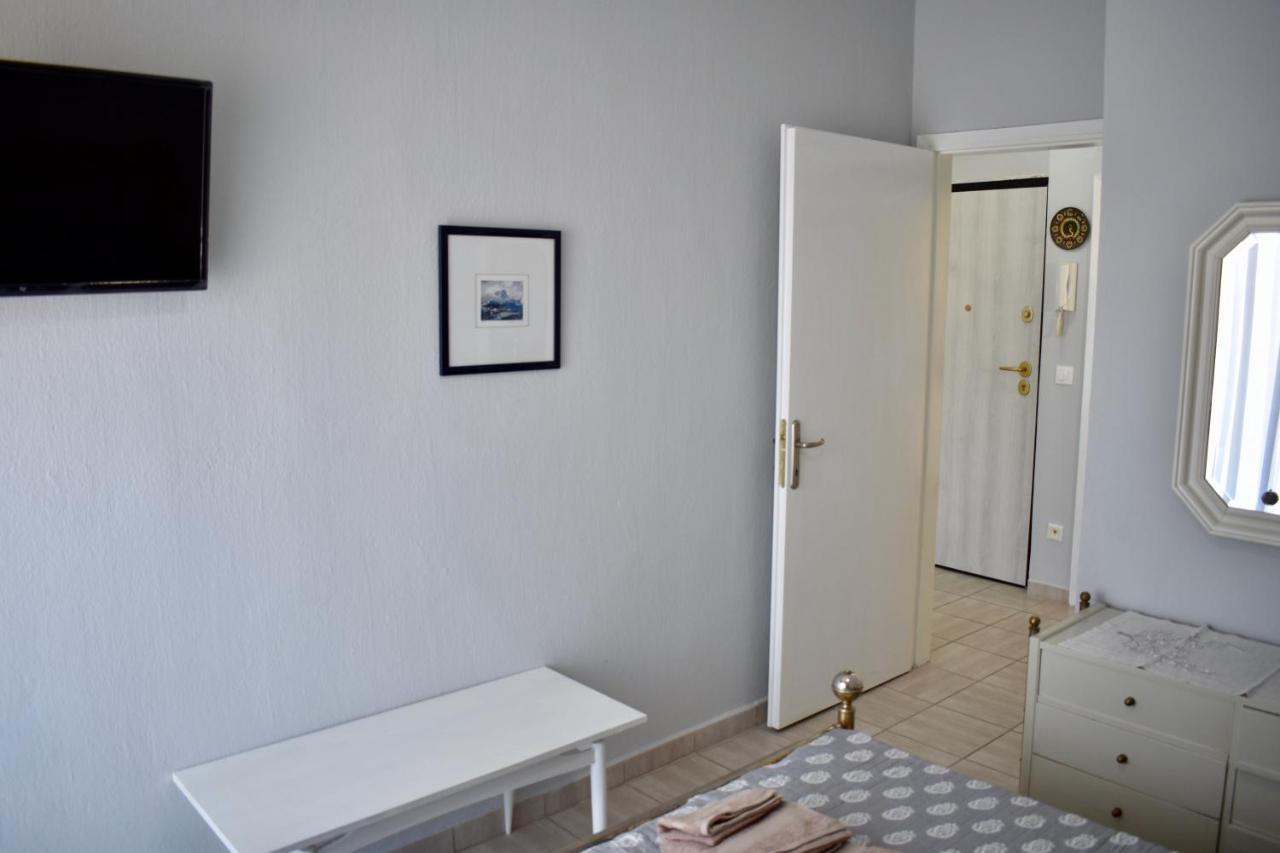 Alkyon Perea Apartments Peraia  Exterior photo